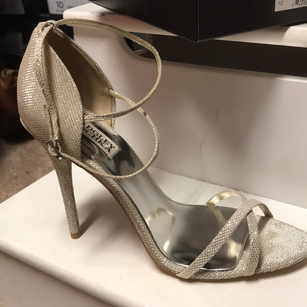 Badgley Mischka woman’s shoes size 10